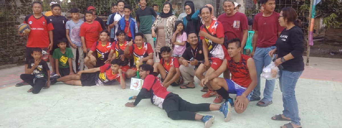 Kegiatan gotong royong pemuda